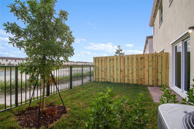 2729 SE 25th Ave, Homestead, FL 33035