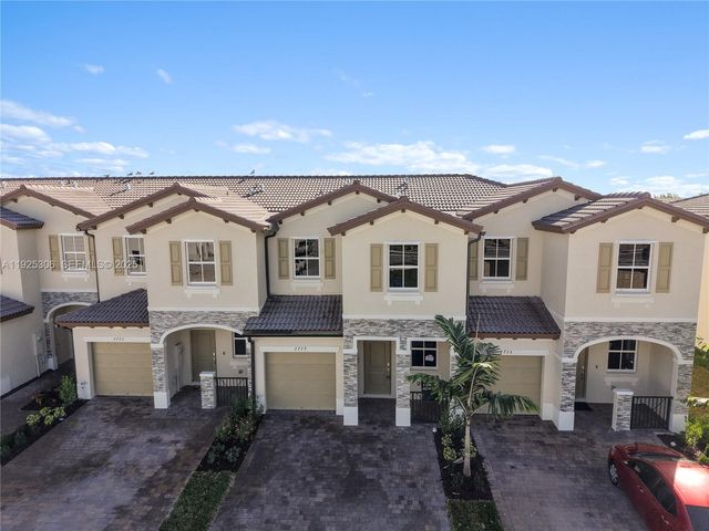 2729 SE 25th Ave, Homestead, FL 33035