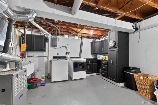 8350 Gulley Street, Taylor, MI 48180