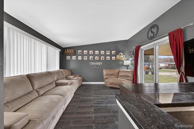 8350 Gulley Street, Taylor, MI 48180