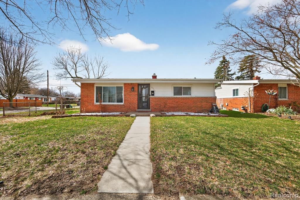 8350 Gulley Street, Taylor, MI 48180