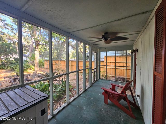 2514 ALGONQUIN Avenue B, Jacksonville, FL 32210