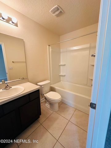 7846 ECHO SPRINGS Road, Jacksonville, FL 32256