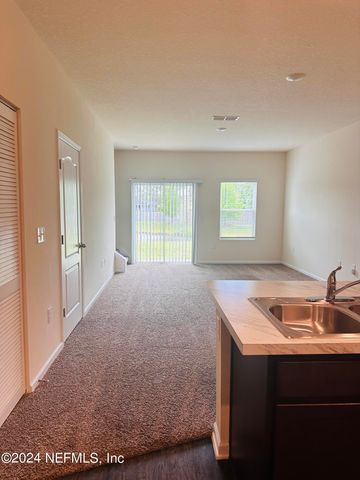 7846 ECHO SPRINGS Road, Jacksonville, FL 32256