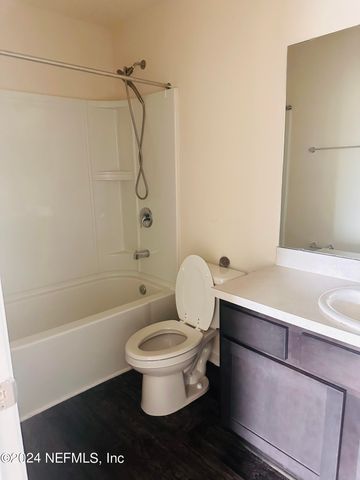 7846 ECHO SPRINGS Road, Jacksonville, FL 32256