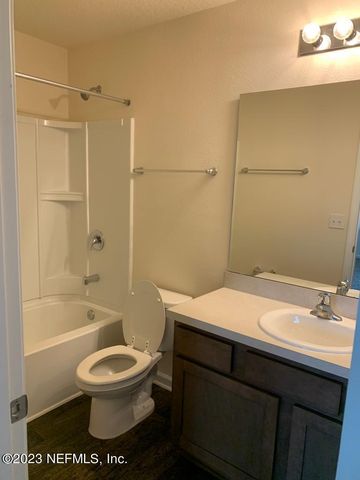 7846 ECHO SPRINGS Road, Jacksonville, FL 32256