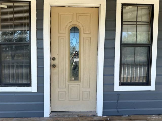 25063 Jesus Flores Road, Monte Alto, TX 78538