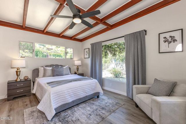 890 Ridgeside Drive, Monrovia, CA 91016