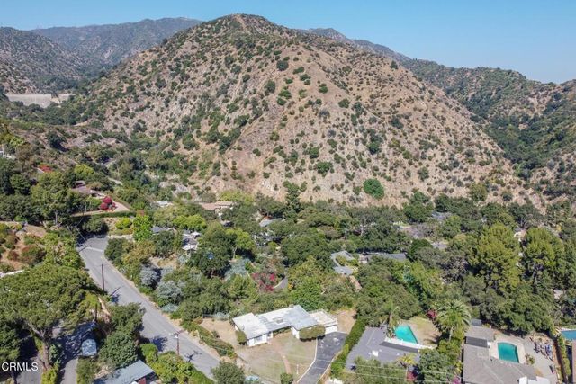 890 Ridgeside Drive, Monrovia, CA 91016