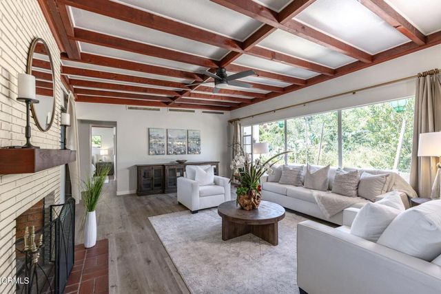 890 Ridgeside Drive, Monrovia, CA 91016