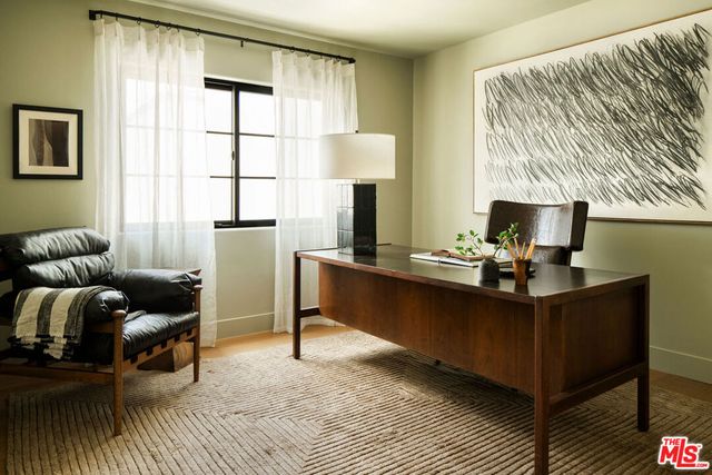 933 S Sycamore Avenue, Los Angeles, CA 90036