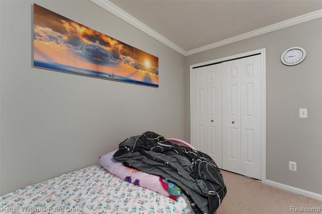 45542 Hidden View Court, Utica, MI 48315