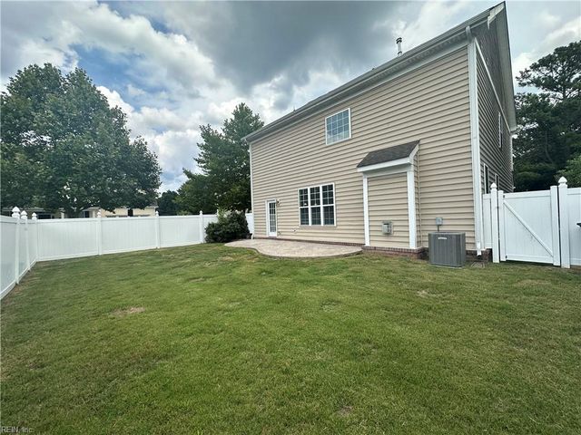 2600 Magnolia Green LOOP, Virginia Beach, VA 23456