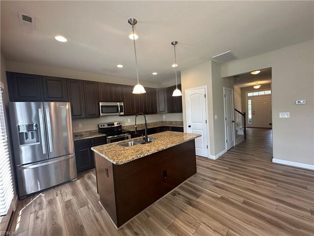 2600 Magnolia Green LOOP, Virginia Beach, VA 23456