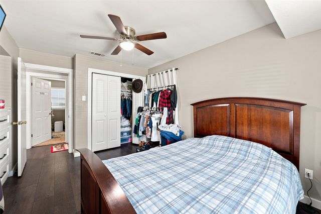 2621 Burning Tree Lane, Irving, TX 75062