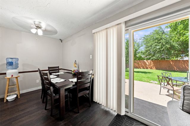2621 Burning Tree Lane, Irving, TX 75062