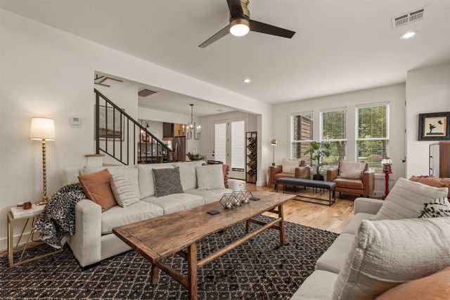 521 S 1st Street, Broken Arrow, OK 74012
