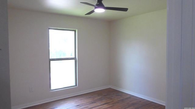 104 DINN, San Antonio, TX 78218
