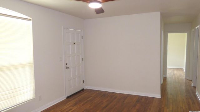 104 DINN, San Antonio, TX 78218