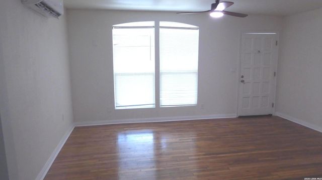 104 DINN, San Antonio, TX 78218