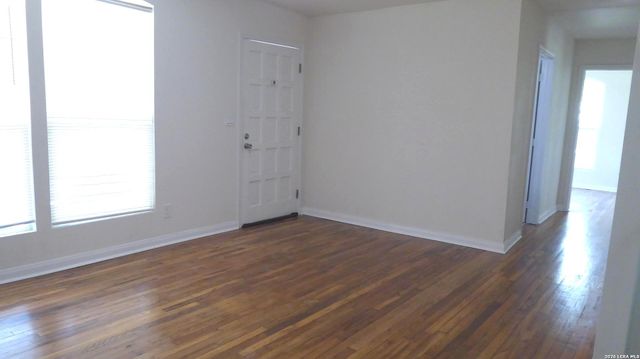 104 DINN, San Antonio, TX 78218