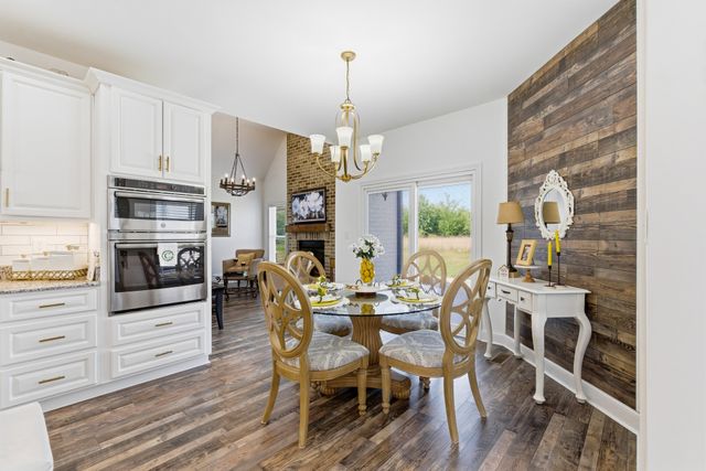 556 Larkspur Dr, Clarksville, TN 37043