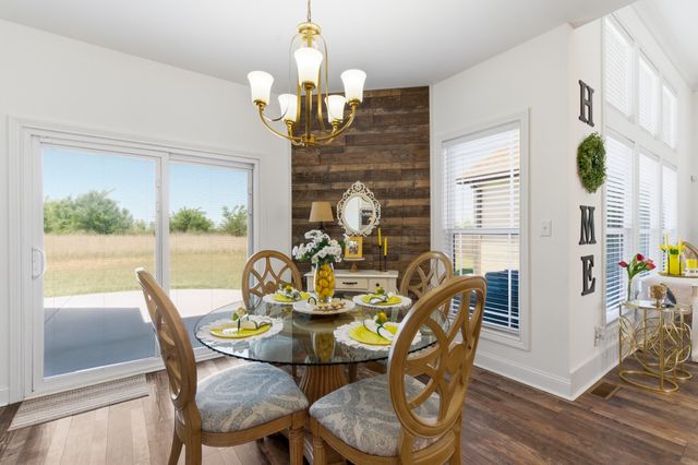 556 Larkspur Dr, Clarksville, TN 37043