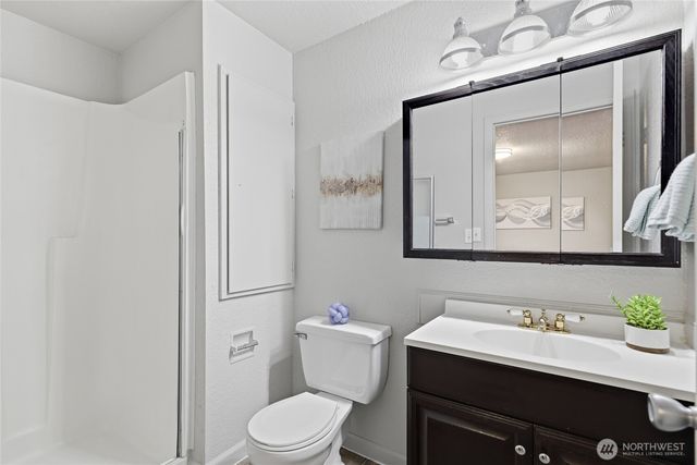 16011 2nd Place W, Lynnwood, WA 98087