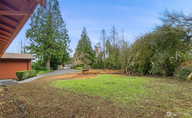 16011 2nd Place W, Lynnwood, WA 98087