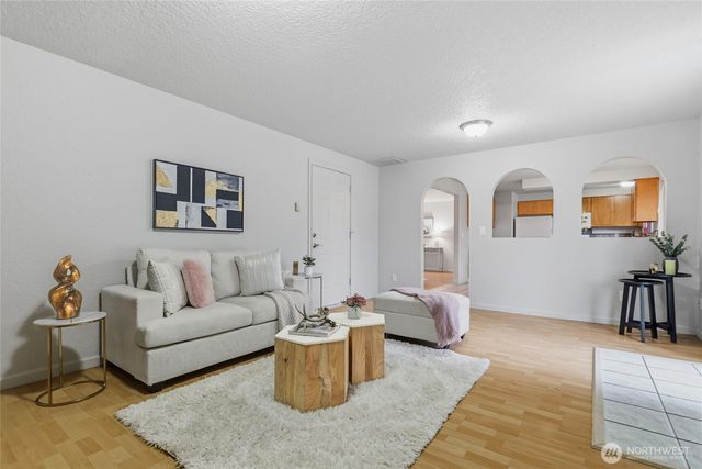 16011 2nd Place W, Lynnwood, WA 98087