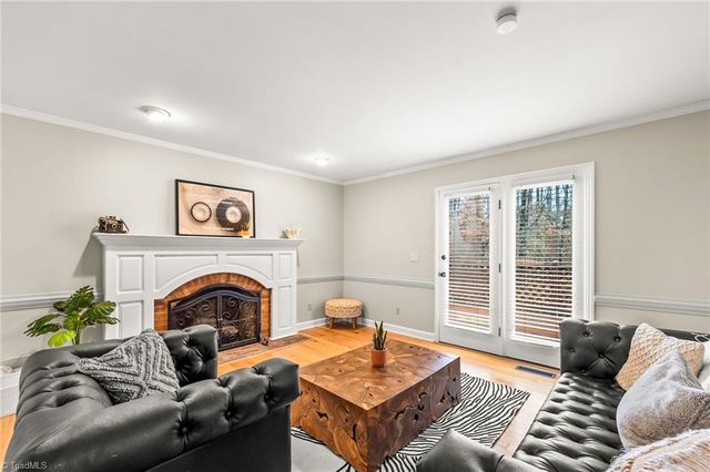 7013 Orchard Path Drive, Clemmons, NC 27012