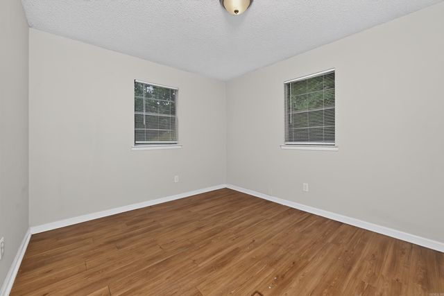 26 Glendale Drive, Little Rock, AR 72209