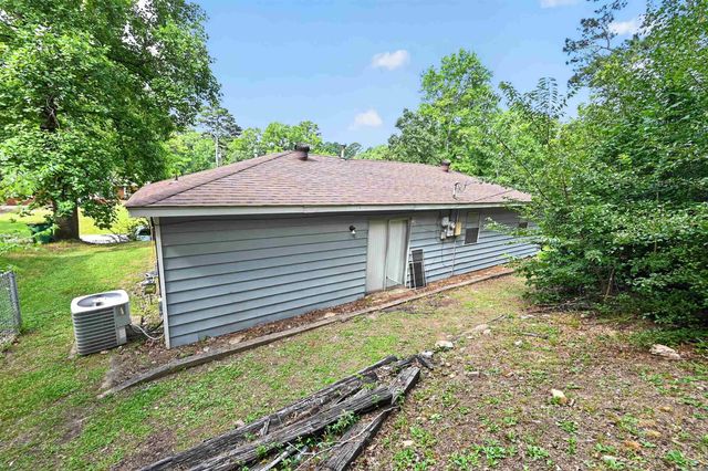26 Glendale Drive, Little Rock, AR 72209