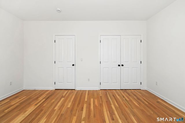 23 Dolsen Place, Stamford, CT 06901