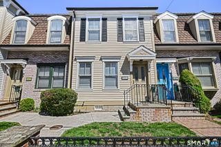 23 Dolsen Place, Stamford, CT 06901