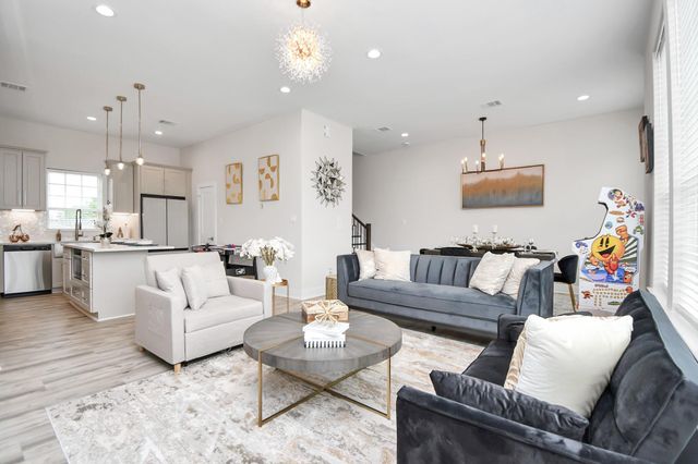 2401 Chapman Street, Houston, TX 77009