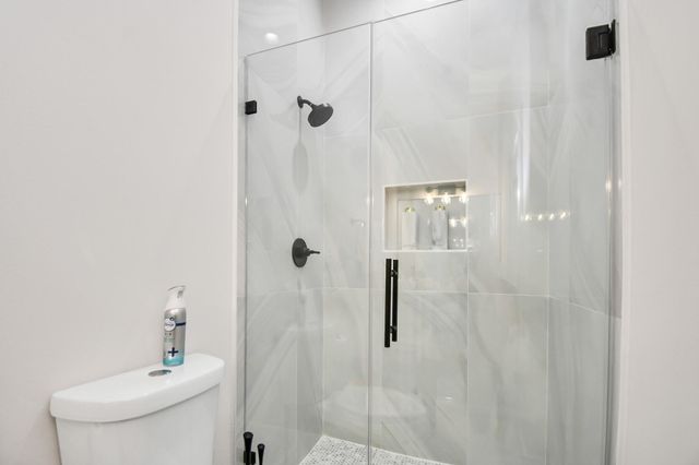 2401 Chapman Street, Houston, TX 77009