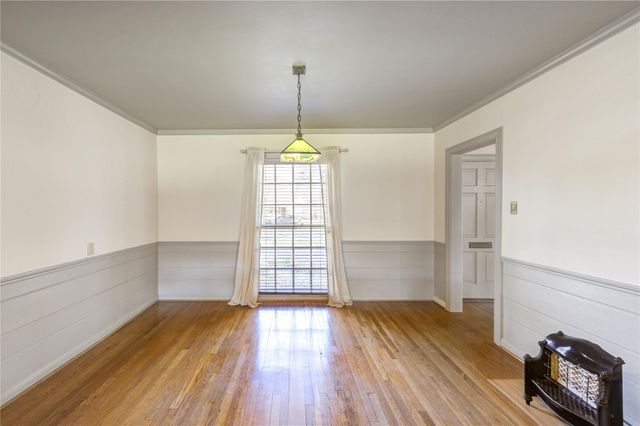 725 W 41st Street, Houston, TX 77018