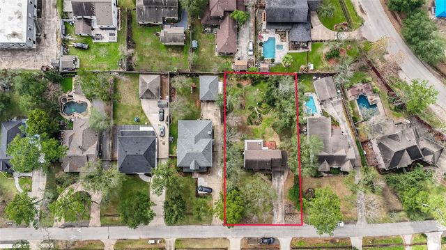 725 W 41st Street, Houston, TX 77018