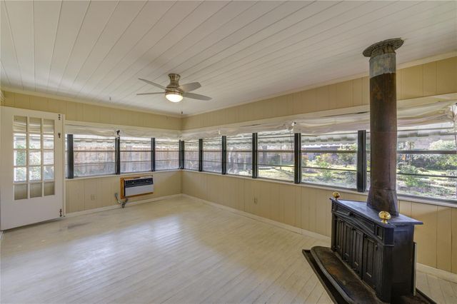 725 W 41st Street, Houston, TX 77018