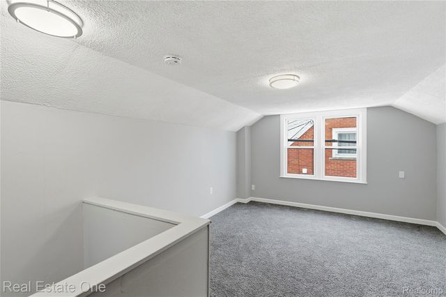 305 Liberty Street, Pontiac, MI 48341