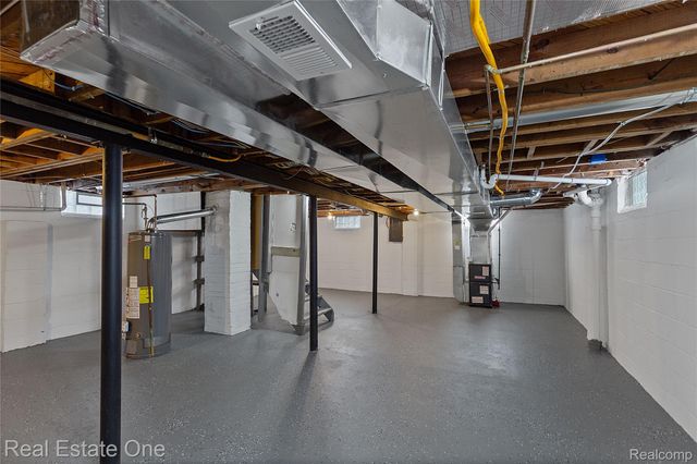 305 Liberty Street, Pontiac, MI 48341