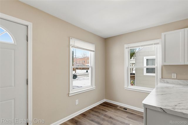 305 Liberty Street, Pontiac, MI 48341