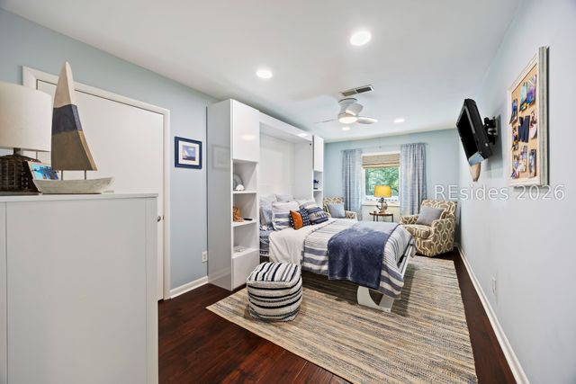 8 Bradley Beach Rd, Hilton Head Island, SC 29928