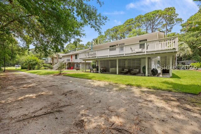 8 Bradley Beach Rd, Hilton Head Island, SC 29928