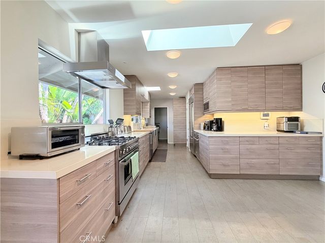2490 Monaco Drive, Laguna Beach, CA 92651