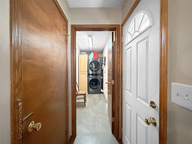 3420 DEBRA Drive, Erie, PA 16506