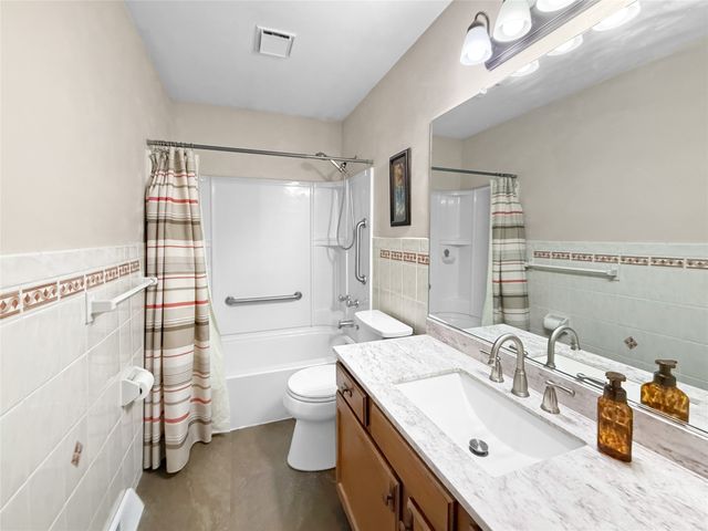3420 DEBRA Drive, Erie, PA 16506