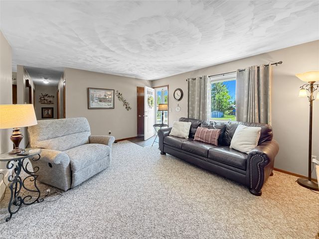 3420 DEBRA Drive, Erie, PA 16506