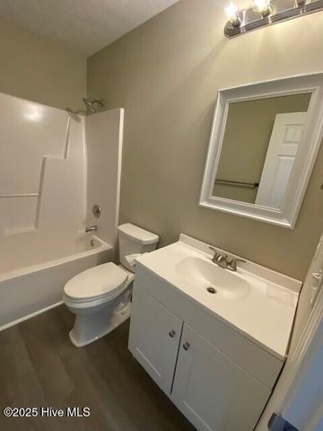 4524 Alder Ridge Road, Wilmington, NC 28412